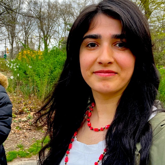 Meet your Posher, Yazgül - Picture 1 of 1